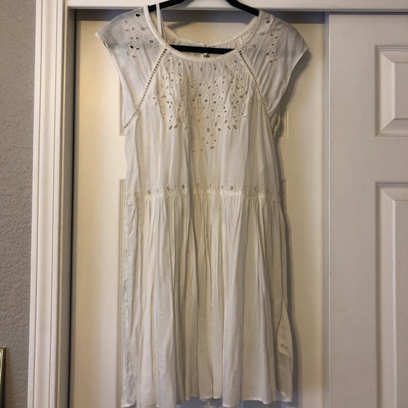 Dress - Picture 1 of 4